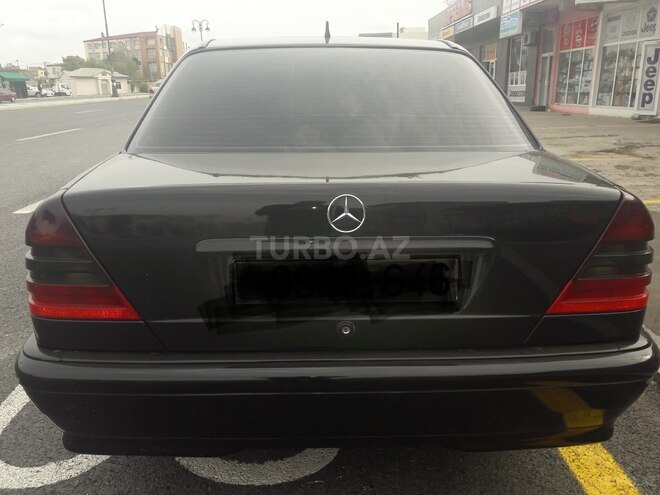 Mercedes C 220 1999, 320,000 km - 2.2 л - Bakı