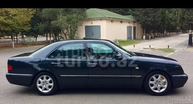 Mercedes E 280 1999, 282,000 km - 2.8 l - Bakı
