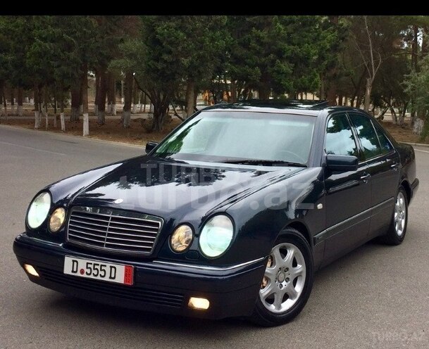 Mercedes E 280 1999, 282,000 km - 2.8 l - Bakı