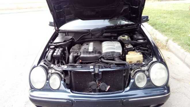 Mercedes E 220 2000, 327,563 km - 2.2 л - Bakı
