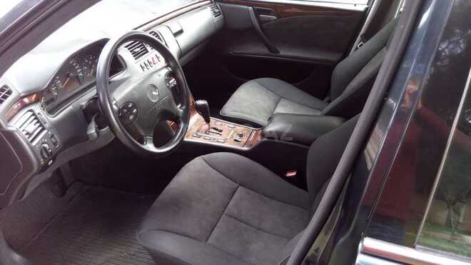 Mercedes E 220 2000, 327,563 km - 2.2 л - Bakı