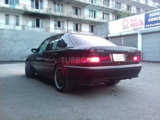 Mercedes C 230 1999, 365,000 km - 2.3 л - Gəncə