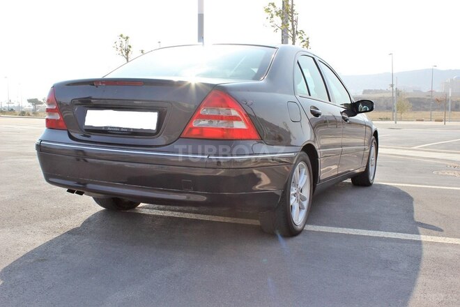 Mercedes C 240 2002, 255,000 km - 2.6 l - Bakı