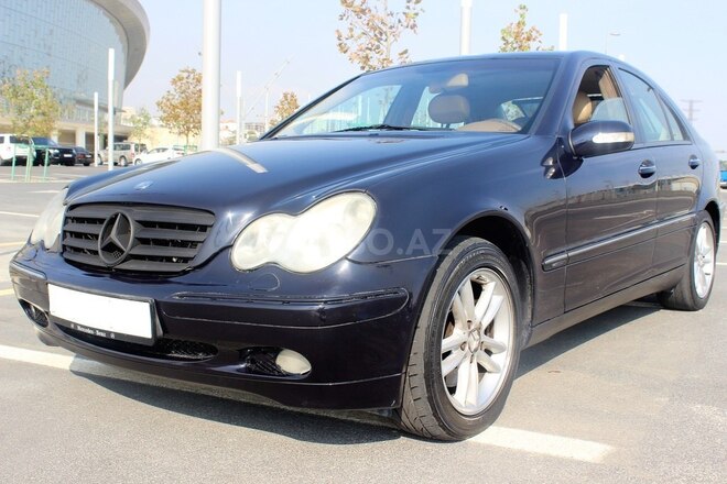 Mercedes C 240 2002, 255,000 km - 2.6 l - Bakı