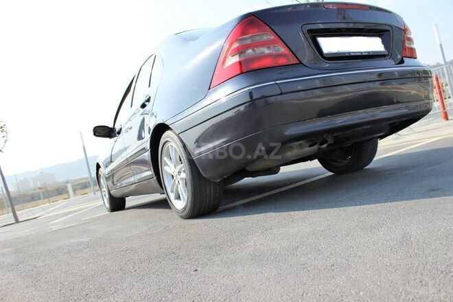 Mercedes C 240 2002, 255,000 km - 2.6 l - Bakı