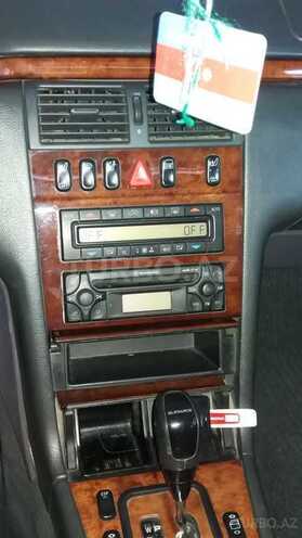 Mercedes E 220 2001, 525,000 km - 2.2 l - Astara