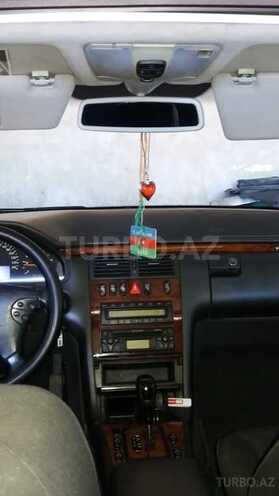 Mercedes E 220 2001, 525,000 km - 2.2 l - Astara