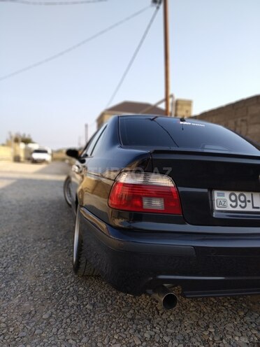 BMW 528 1999, 318,000 km - 2.8 l - Bakı
