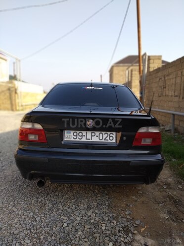 BMW 528 1999, 318,000 km - 2.8 l - Bakı