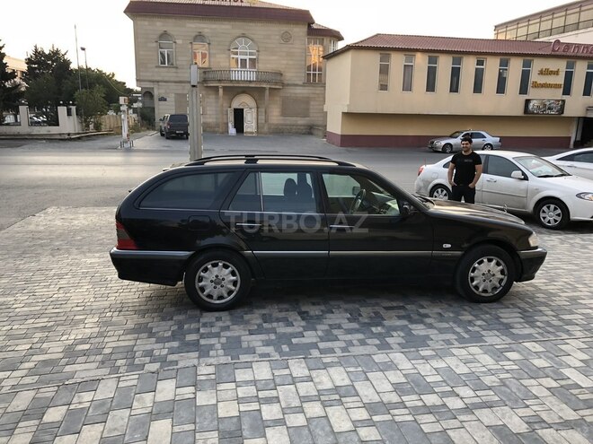 Mercedes C 200 1998, 240,000 km - 2.0 l - Bakı