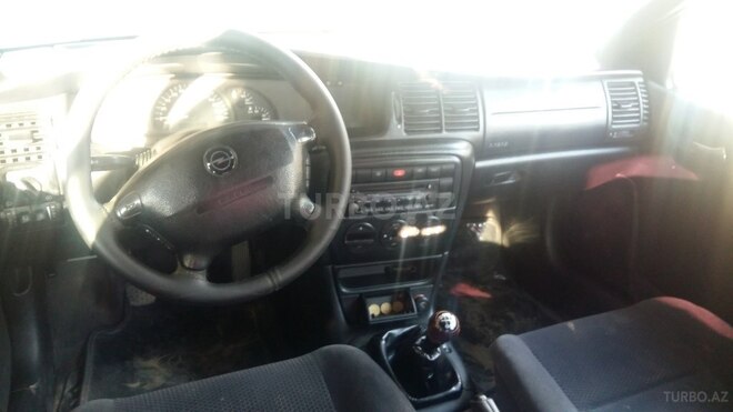 Opel Vectra 2001, 11,700 km - 1.8 л - Gəncə