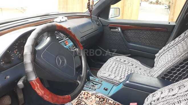 Mercedes C 220 1995, 225,000 km - 2.2 l - Bakı