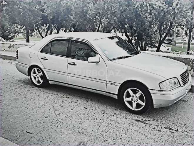 Mercedes C 220 1995, 225,000 km - 2.2 l - Bakı
