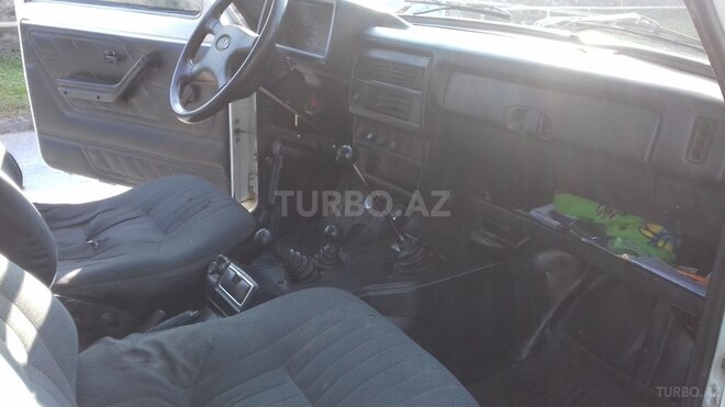 LADA (VAZ) Niva 2008, 189,000 km - 1.7 l - Qax