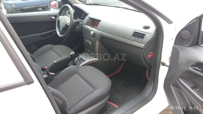 Opel Astra 2006, 191,500 km - 1.3 l - Bakı