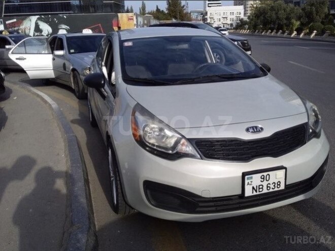Kia Rio 2011, 300 km - 1.4 л - Bakı