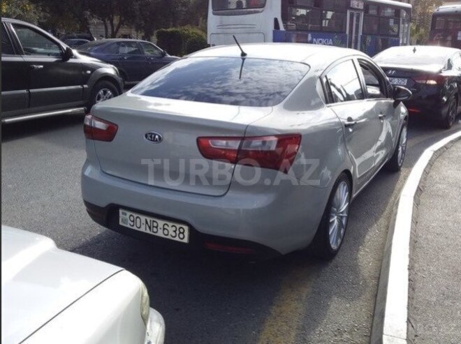 Kia Rio 2011, 300 km - 1.4 л - Bakı