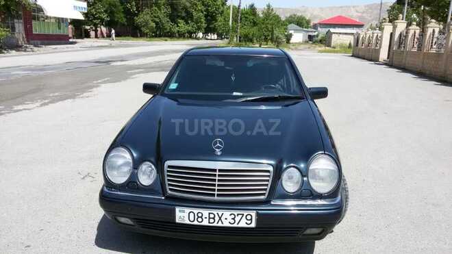 Mercedes E 240 1997, 320,000 km - 2.4 l - Mingəçevir