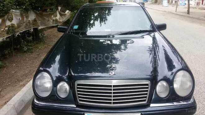 Mercedes E 240 1997, 320,000 km - 2.4 l - Mingəçevir