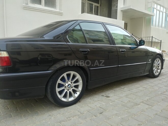 BMW 318 1994, 390,000 km - 1.8 l - Bakı
