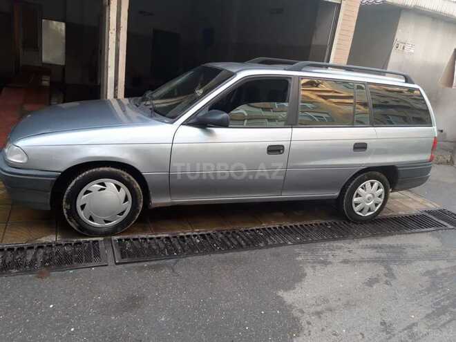 Opel Astra 1995, 190,000 km - 1.6 l - Bakı