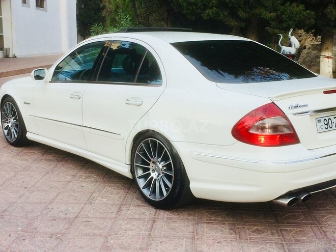 Mercedes E 320 2003, 236,000 km - 3.2 l - Bakı