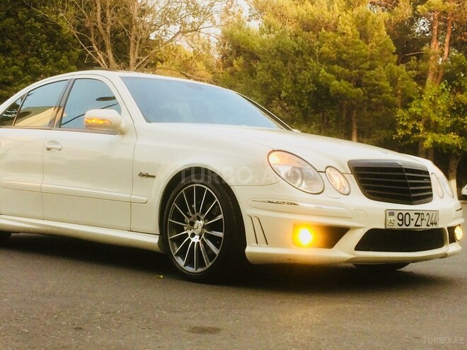 Mercedes E 320 2003, 236,000 km - 3.2 l - Bakı