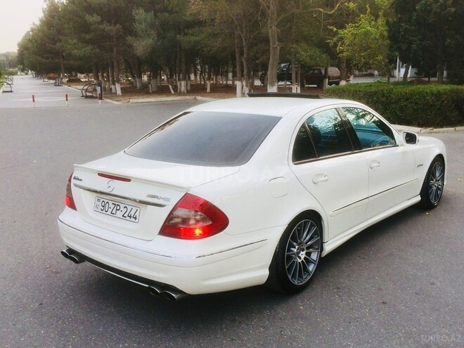 Mercedes E 320 2003, 236,000 km - 3.2 l - Bakı