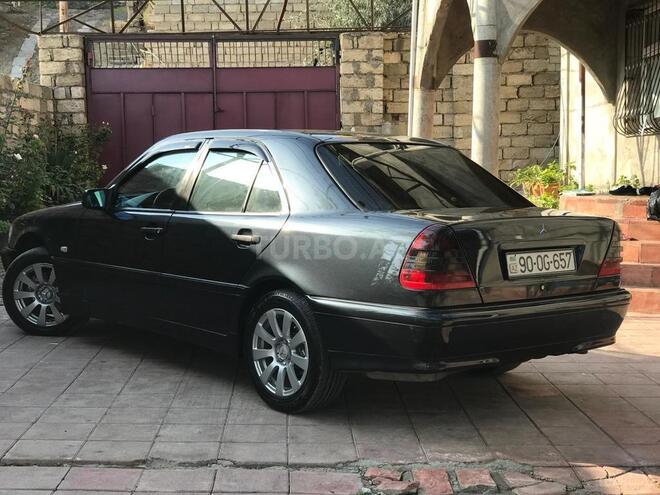 Mercedes C 220 2000, 282,058 km - 2.2 l - Bakı
