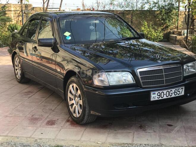 Mercedes C 220 2000, 282,058 km - 2.2 l - Bakı