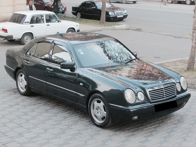 Mercedes E 240 1997, 289,070 km - 2.4 l - Gəncə