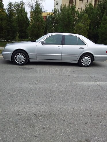 Mercedes E 250 2000, 76,906 km - 0.2 l - Neftçala