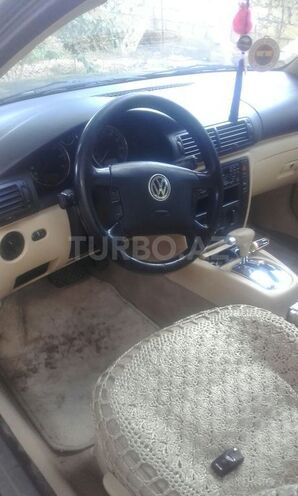 Volkswagen Passat 2001, 145,000 km - 1.8 l - Ağcabədi