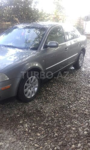 Volkswagen Passat 2001, 145,000 km - 1.8 l - Ağcabədi