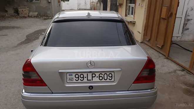Mercedes C 220 1995, 425,000 km - 2.2 l - Bakı