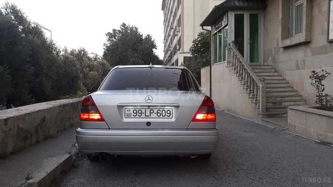 Mercedes C 220 1995, 425,000 km - 2.2 l - Bakı