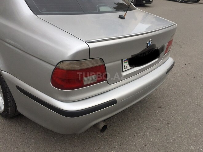 BMW 535 2001, 330,000 km - 3.5 l - Bakı