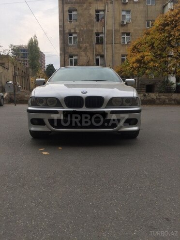 BMW 535 2001, 330,000 km - 3.5 l - Bakı