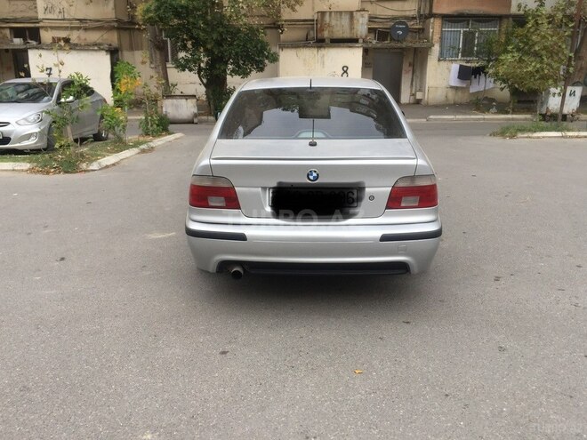 BMW 535 2001, 330,000 km - 3.5 l - Bakı