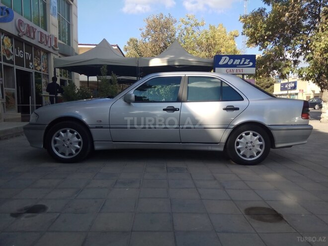 Mercedes C 200 1997, 237,455 km - 2.0 л - Sabirabad
