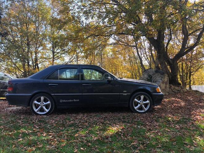 Mercedes C 200 1997, 333,000 km - 2.0 л - Bakı