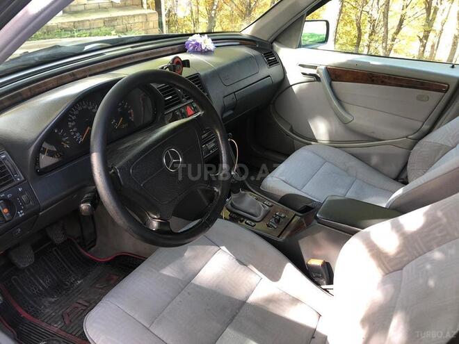 Mercedes C 200 1997, 333,000 km - 2.0 л - Bakı