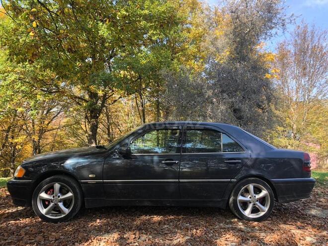 Mercedes C 200 1997, 333,000 km - 2.0 л - Bakı