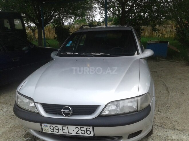 Opel Vectra 1998, 270,000 km - 2.0 л - Gəncə