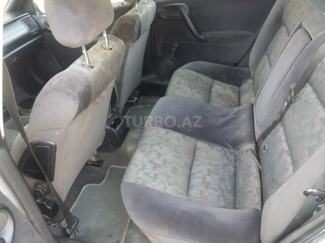 Opel Vectra 1998, 270,000 km - 2.0 л - Gəncə