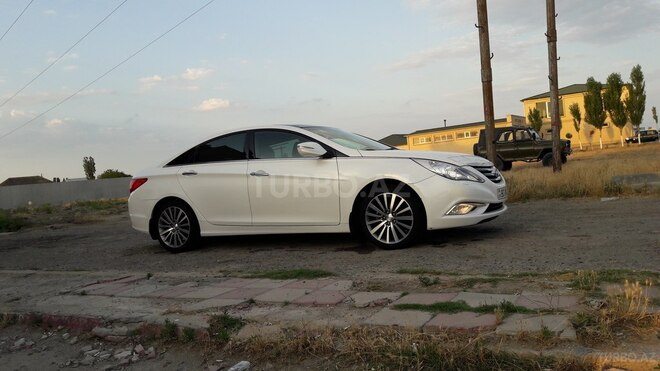 Hyundai Sonata 2014, 91,360 km - 2.4 l - Salyan