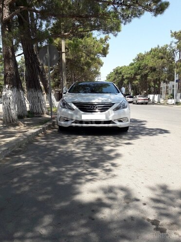 Hyundai Sonata 2014, 91,360 km - 2.4 l - Salyan