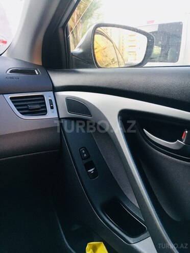 Hyundai Elantra 2014, 67,800 km - 1.8 l - Bakı