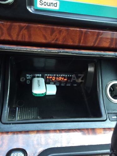 Mercedes E 280 2001, 208,000 km - 2.8 л - Bakı