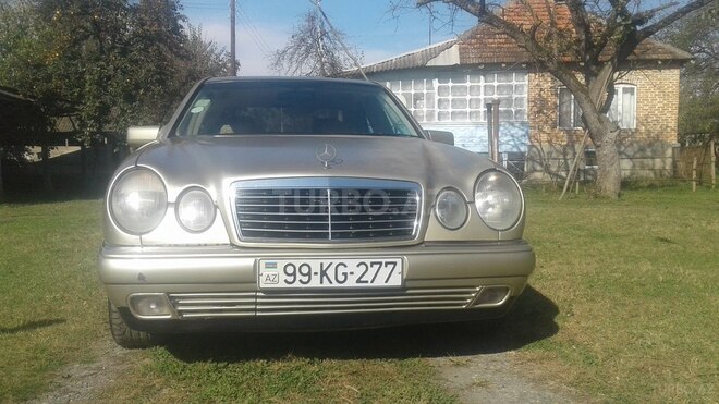 Mercedes E 240 1998, 278,000 km - 2.4 l - Balakən